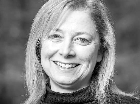Headshot of Maggie Pearce