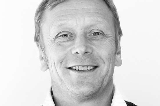Headshot of Tim Raw